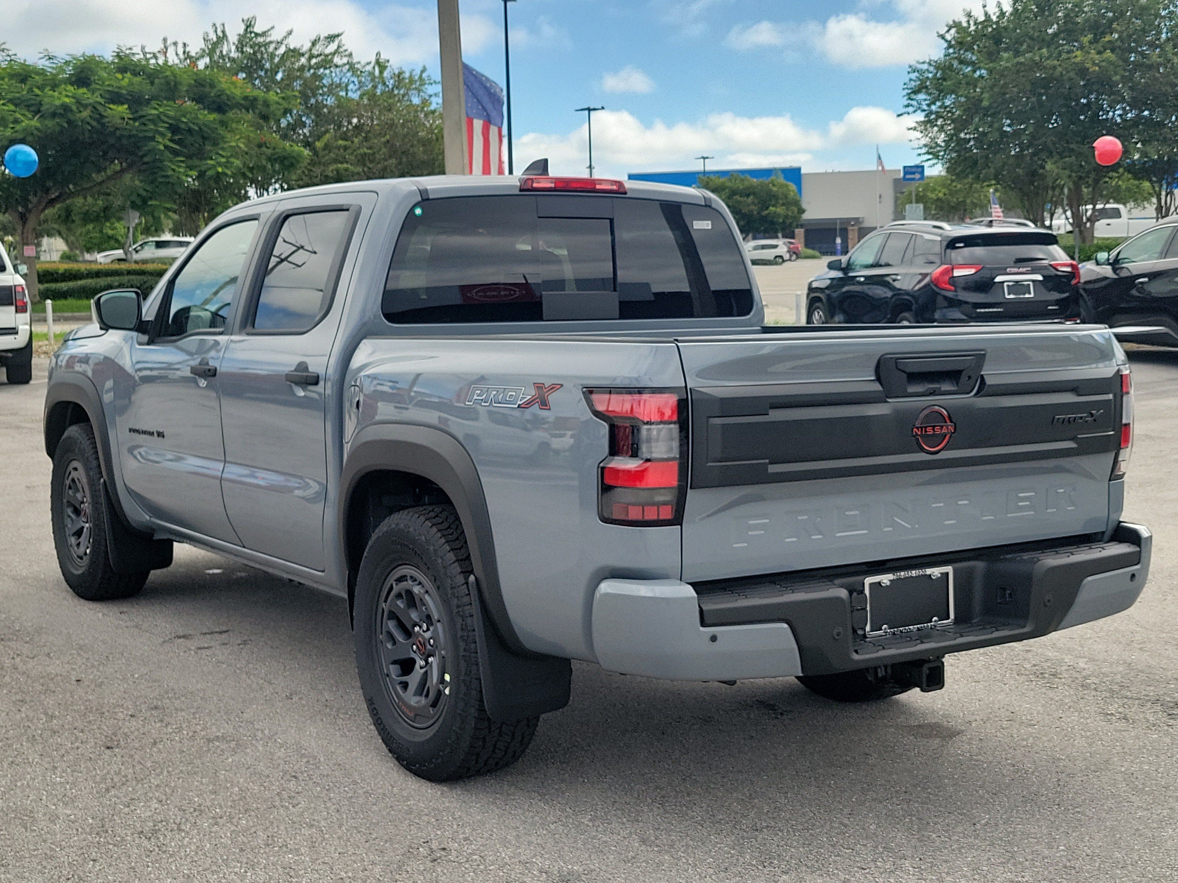 New 2027 Nissan Frontier PRO-4X w/ Pro Convenience Package RWD image 6