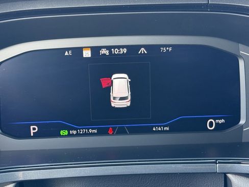 Used 2023 Volkswagen Taos SEL image 19