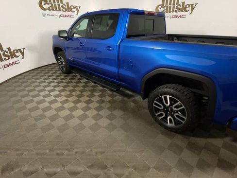 Used 2023 GMC Sierra 1500 AT4 w/ AT4 Premium Package AWD/4WD image 6