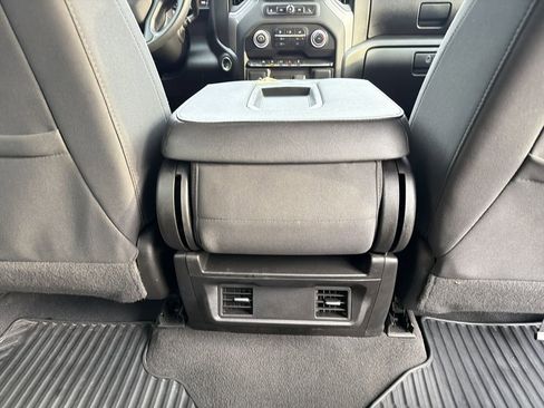 Used 2022 Chevrolet Silverado 1500 Custom AWD/4WD image 26
