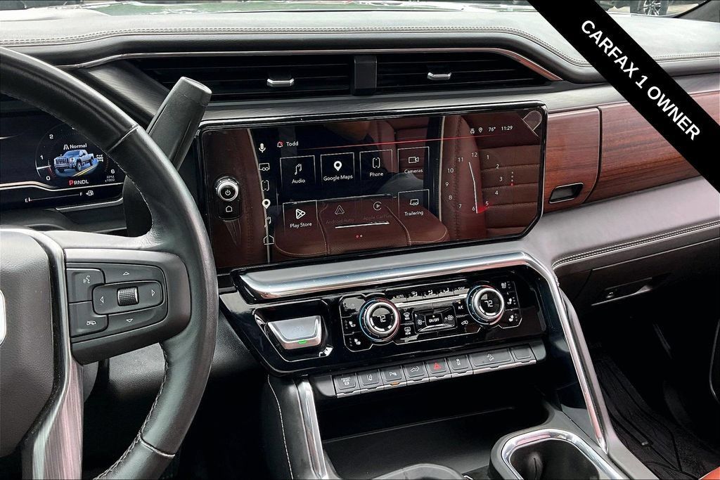 Used 2025 GMC Sierra 3500 Denali Ultimate AWD/4WD image 9