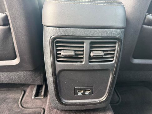 Used 2016 Chrysler 300 S RWD image 29