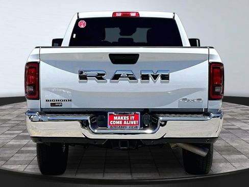 Certified 2025 RAM 2500 Big Horn AWD/4WD image 23