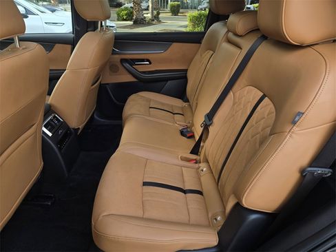 Certified 2025 MAZDA CX-70 3.3 Turbo S w/ Premium Plus image 14