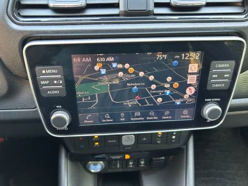 Used 2020 Nissan Leaf SV w/ SV All Weather Package image 14