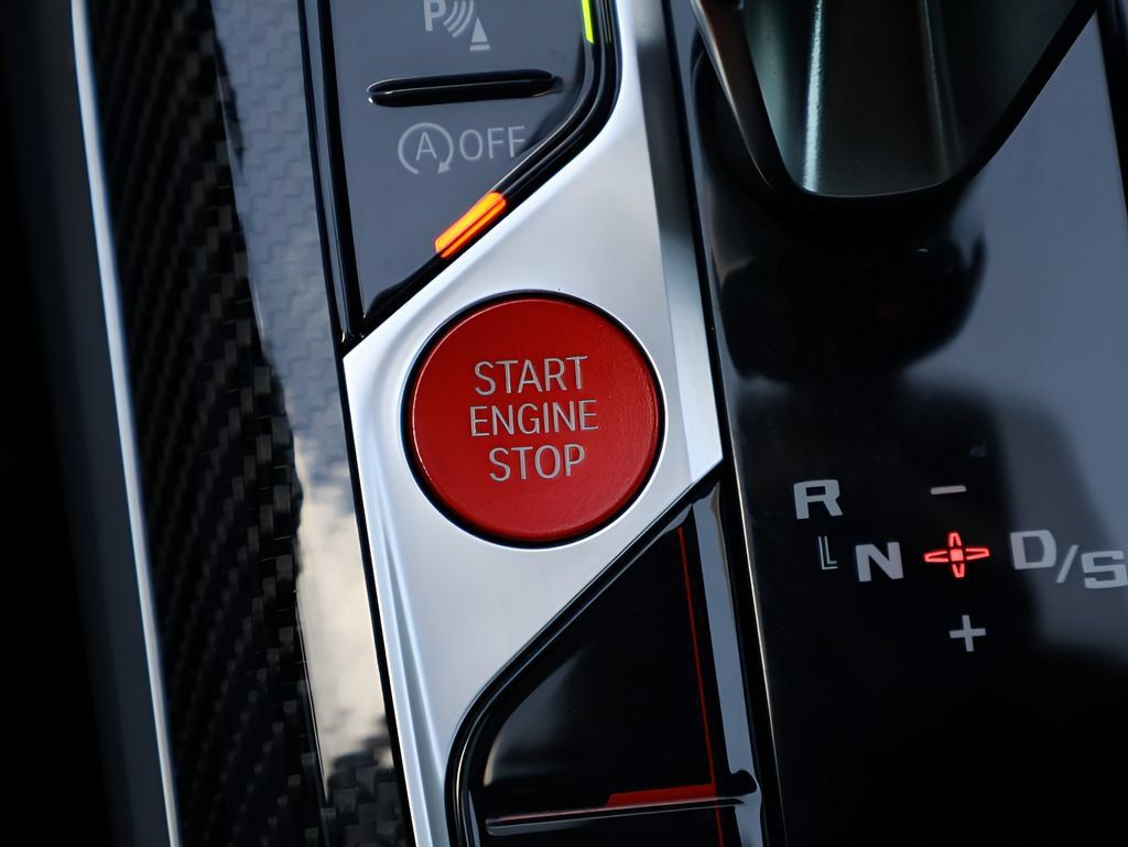 Used 2026 BMW M4 xDrive Competition AWD/4WD image 32