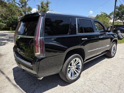 Used 2018 Cadillac Escalade Premium Luxury w/ LPO, Radiant Package RWD image 21