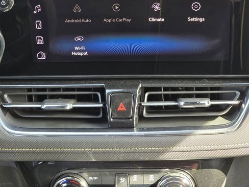 Used 2025 Chevrolet TrailBlazer ACTIV w/ Convenience Package FWD image 35