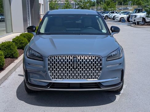 Used 2025 Lincoln Corsair AWD w/ Equipment Group 101A image 10