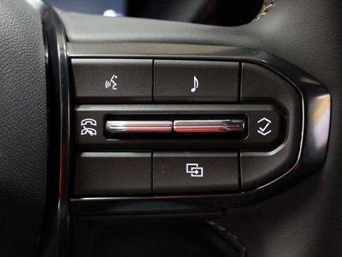 New 2026 GMC Canyon AT4 image 23