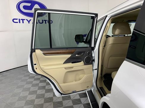Used 2016 Lexus LX 570 4WD w/ Luxury Package image 31