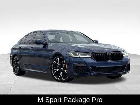 Used 2023 BMW 530i w/ M Sport Package RWD image 2