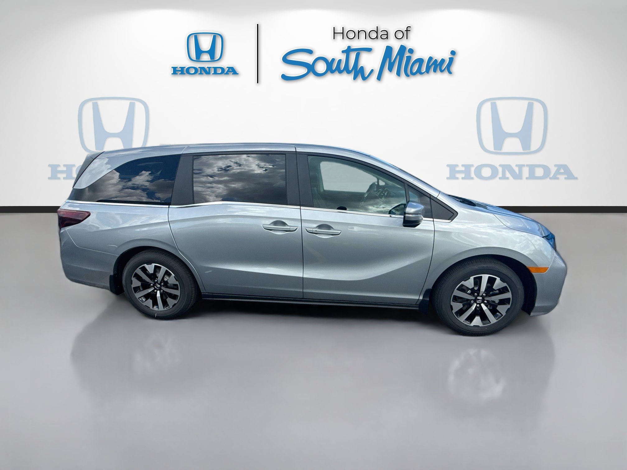 New 2027 Honda Odyssey EX-L image 8