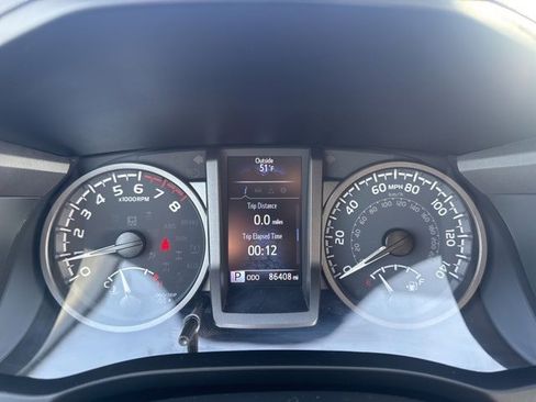 Used 2021 Toyota Tacoma TRD Off-Road image 25