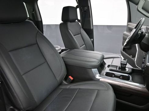 Used 2025 Chevrolet Silverado 1500 LTZ image 25