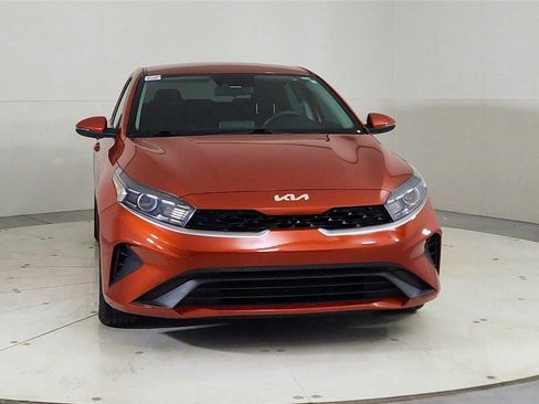 Used 2023 Kia Forte LXS w/ LXS Technology Package image 2