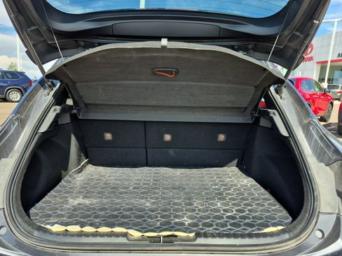 Used 2021 Toyota Corolla SE w/ Carpet Mat Package (TMS) FWD image 21