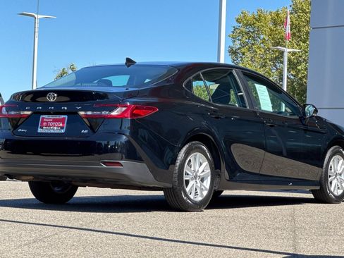 Used 2025 Toyota Camry LE FWD image 9