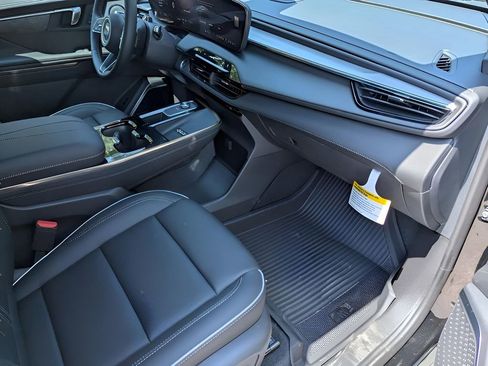 New 2026 Buick Enclave Avenir w/ Super Cruise Package image 17