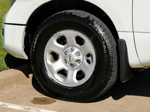 Used 2021 Nissan Titan S RWD image 53
