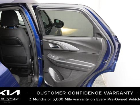 Used 2023 Chevrolet TrailBlazer LT w/ Convenience Package FWD image 14