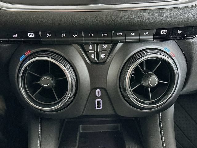 New 2026 Chevrolet Blazer LT w/ Convenience Package AWD/4WD image 17