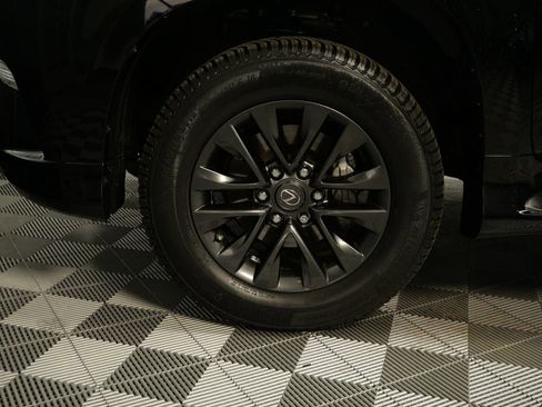 Certified 2023 Lexus GX 460 Premium w/ Premium Plus Package AWD/4WD image 10