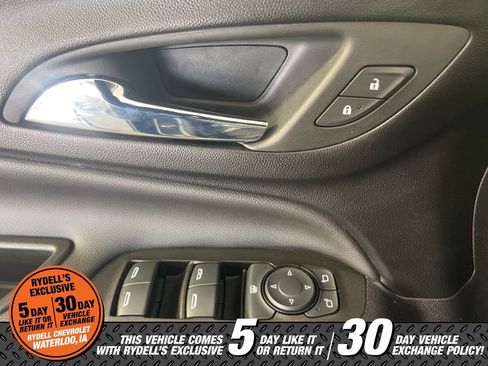 Certified 2023 Chevrolet Equinox LT image 30