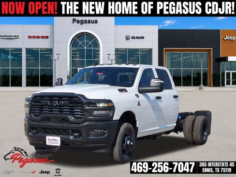 New 2026 RAM 3500 Tradesman AWD/4WD image 2