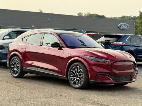 Certified 2025 Ford Mustang Mach-E Premium AWD/4WD image 29