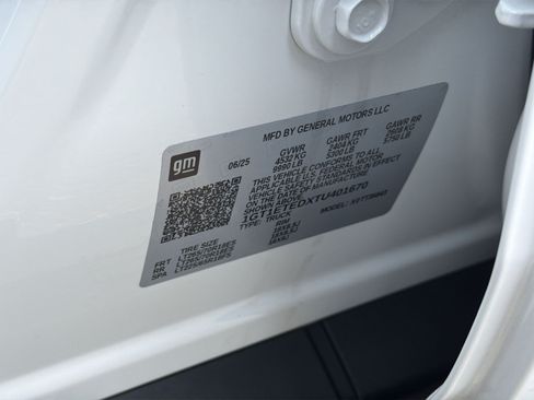 New 2026 GMC Sierra EV Elevation w/ Premium Package AWD/4WD image 29