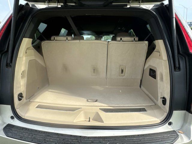 Used 2023 Cadillac Escalade Premium Luxury w/ Performance Package RWD image 12