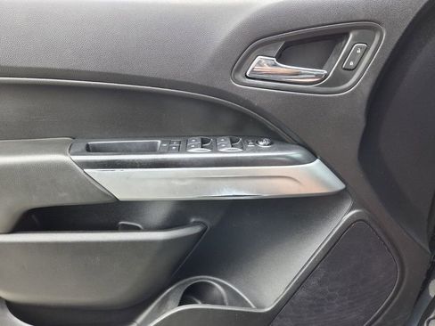 Used 2019 Chevrolet Colorado LT w/ LT Convenience Package AWD/4WD image 25