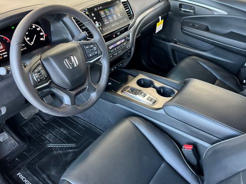 New 2025 Honda Ridgeline RTL image 13