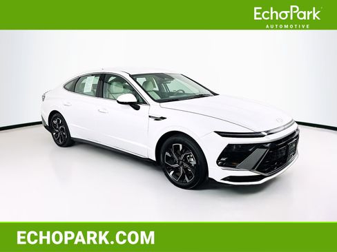 Used 2025 Hyundai Sonata SEL image 1