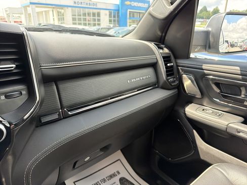 Used 2024 RAM 1500 Limited AWD/4WD image 24