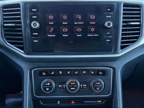 Used 2018 Volkswagen Atlas SE FWD image 26