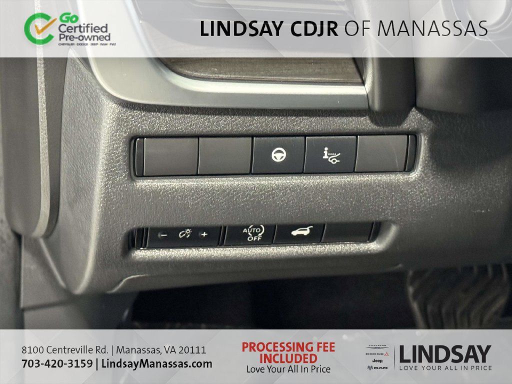Used 2023 Nissan Rogue Platinum w/ Platinum Premium Package AWD/4WD image 28