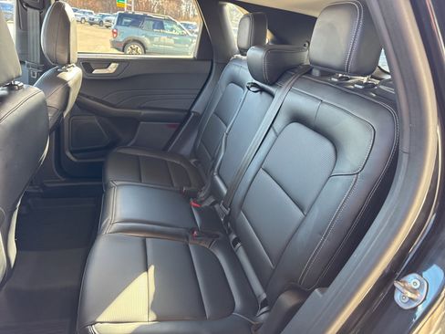 Certified 2023 Ford Escape Platinum image 36