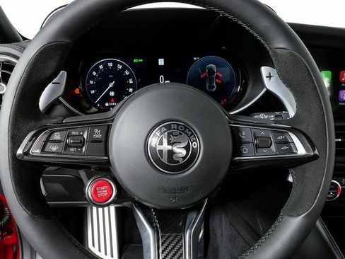 New 2024 Alfa Romeo Giulia Quadrifoglio image 9