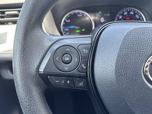 Used 2019 Toyota RAV4 XLE AWD/4WD image 29