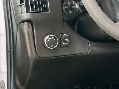 Used 2009 Chevrolet Express 1500 RWD 1500 135 image 13