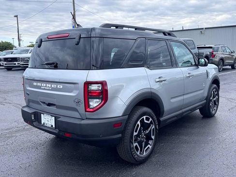 Used 2022 Ford Bronco Sport Outer Banks w/ Tech Package AWD/4WD image 3