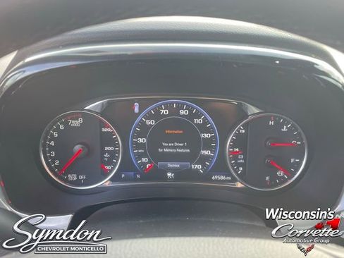 Used 2023 Chevrolet Traverse Premier w/ Redline Edition AWD/4WD image 30