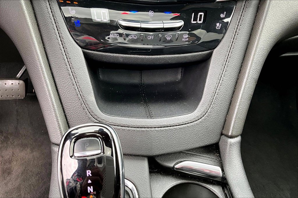 Used 2023 Cadillac XT6 Premium Luxury AWD/4WD image 15