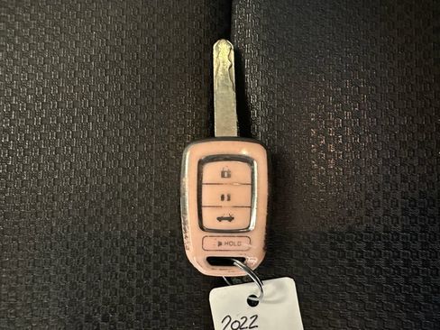 Used 2022 Honda HR-V LX image 17