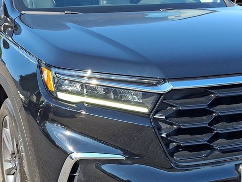 Certified 2023 Honda Pilot Elite image 9