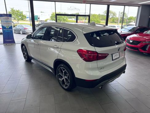 Used 2019 BMW X1 xDrive28i w/ Convenience Package image 3