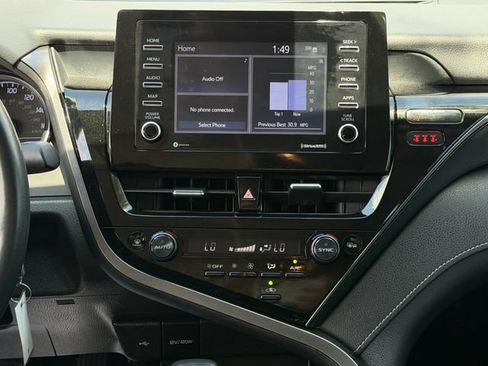 Used 2024 Toyota Camry SE FWD image 16