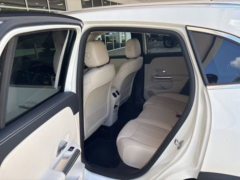 Used 2023 Mercedes-Benz GLA 250 image 4